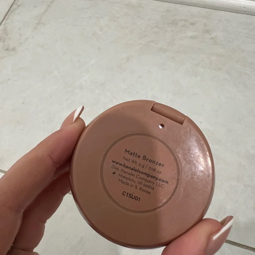 NEW Hanalei Matte Bronzer C15U01